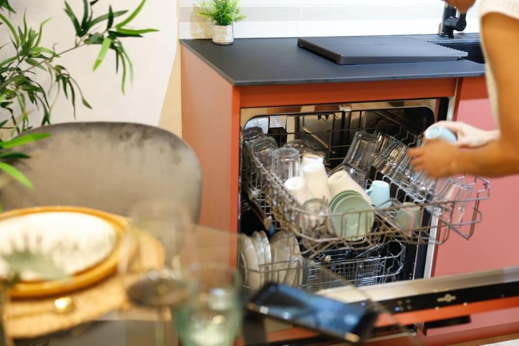 Sanchez Y Laserna Stays Moderno Apartamento En Valencia Exteriör bild